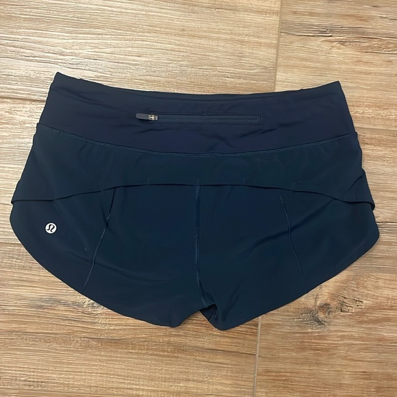 Lululemon Speed Up Mid Rise Short 2.5” *Lined - Picture 2 of 3